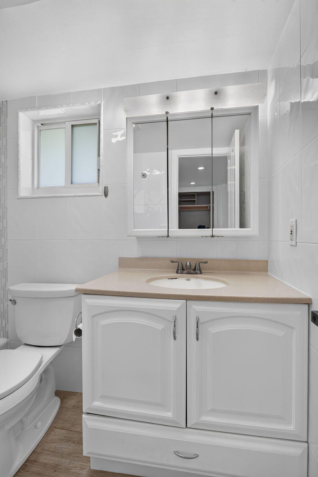 6410 NW 34th Avenue, Fort Lauderdale, FL 33309 Photo