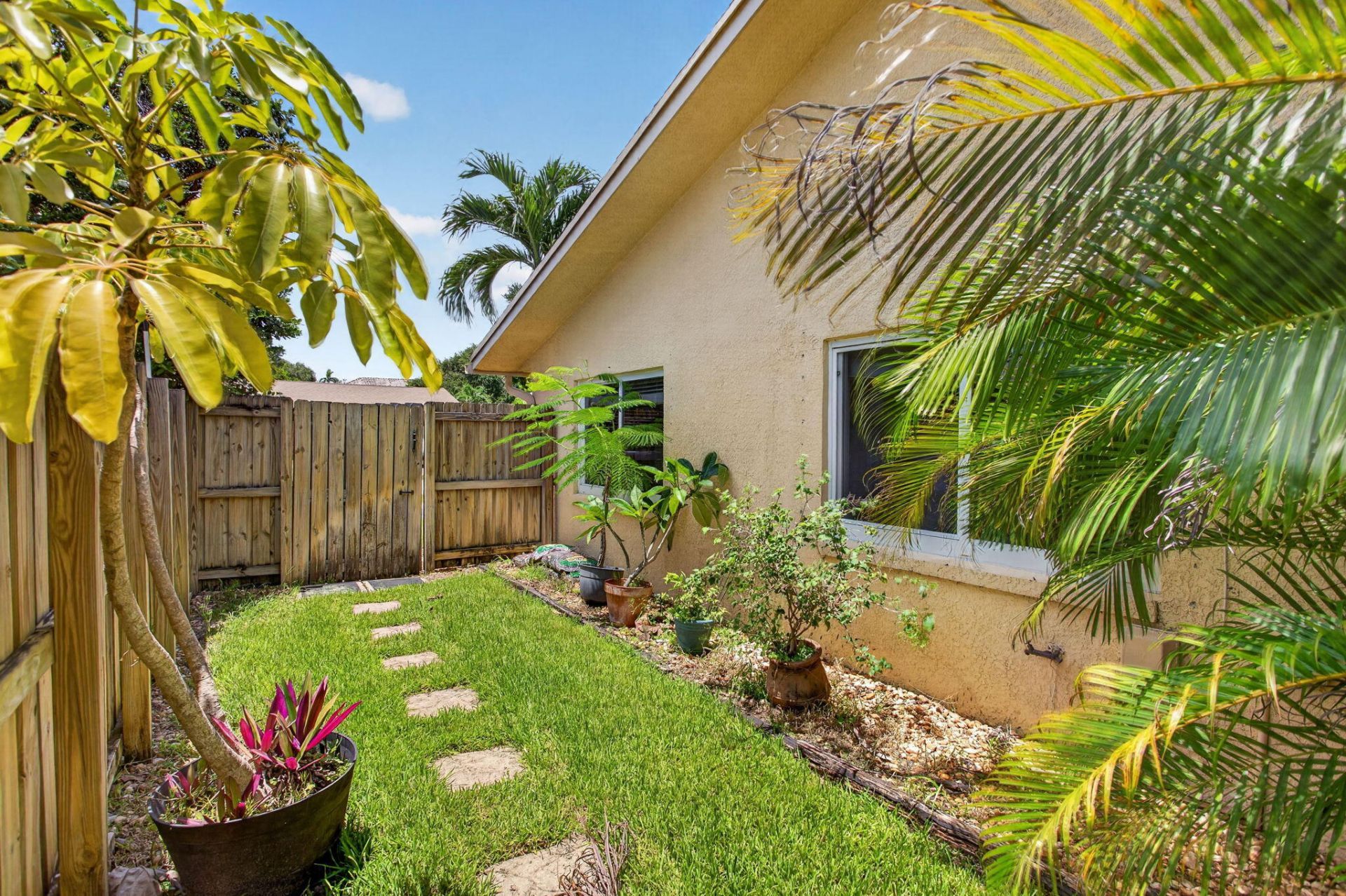 6410 NW 34th Avenue, Fort Lauderdale, FL 33309 Photo