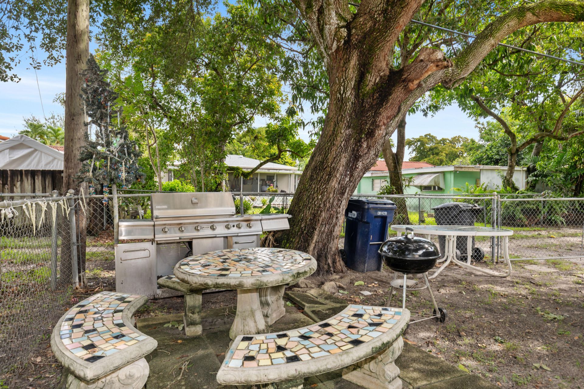 437 Lark Avenue, Miami Springs, FL 33166 Photo