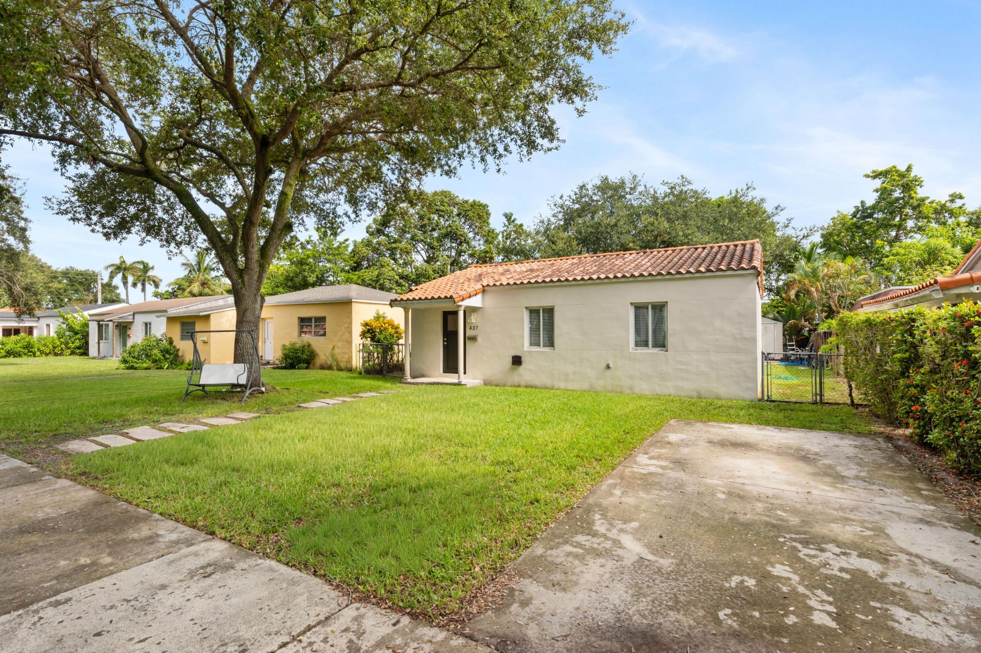 437 Lark Avenue, Miami Springs, FL 33166 Photo