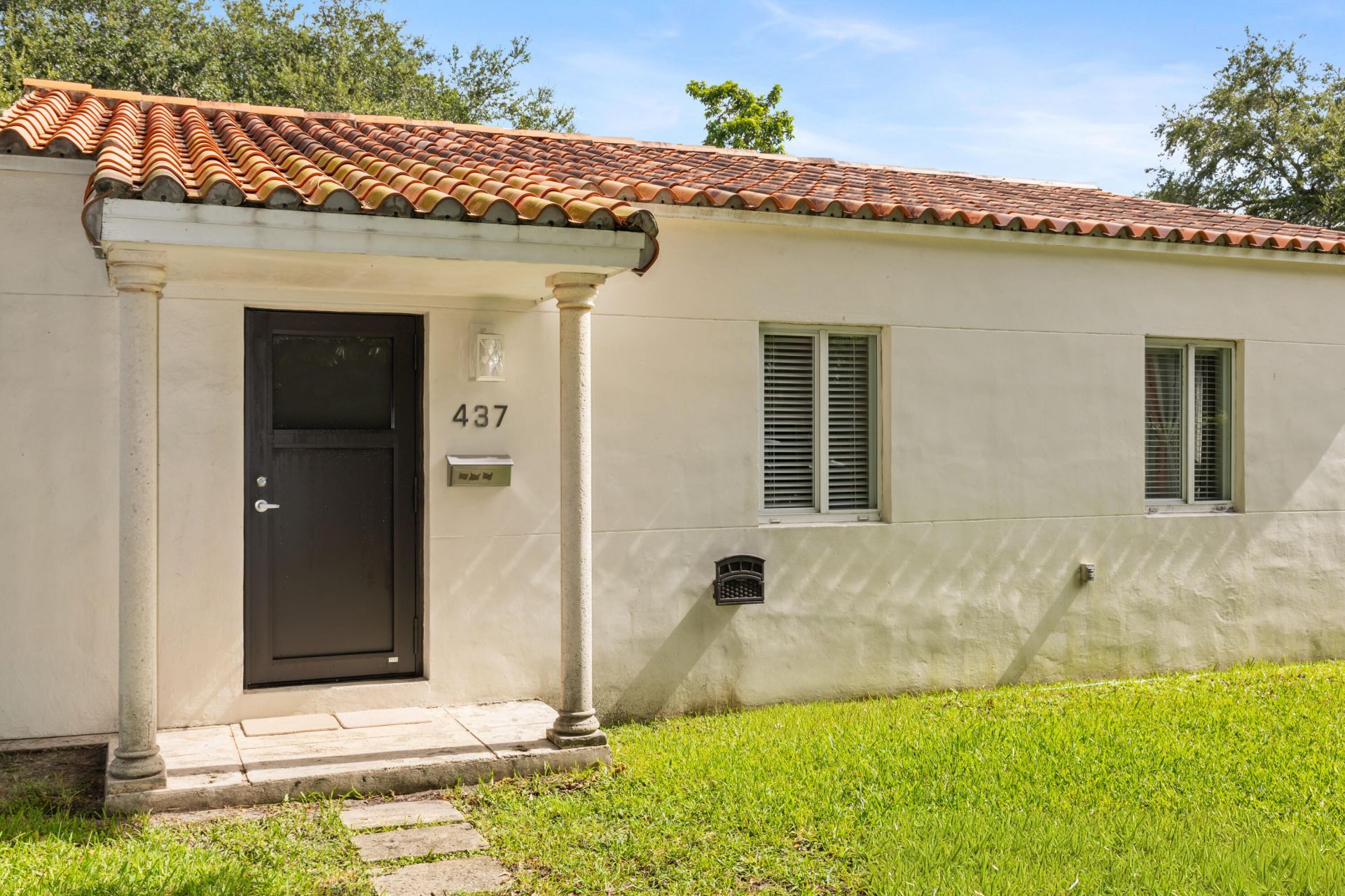 437 Lark Avenue, Miami Springs, FL 33166 Photo