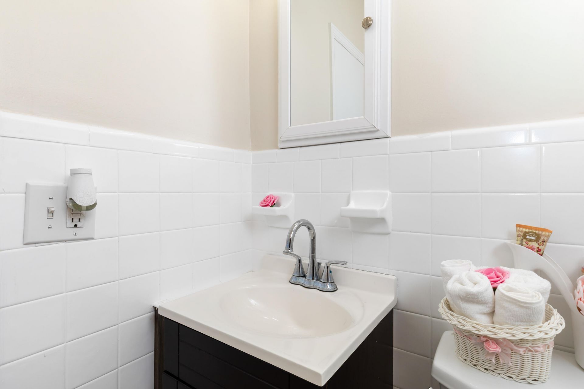 437 Lark Avenue, Miami Springs, FL 33166 Photo