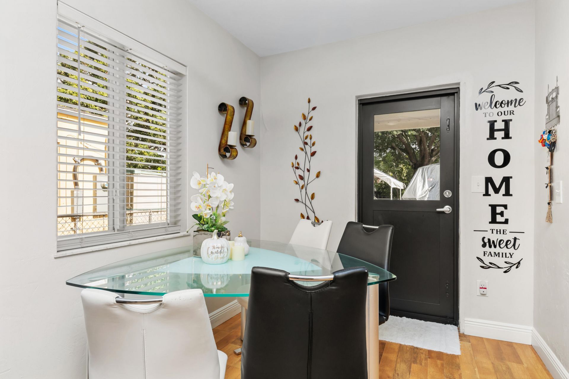 437 Lark Avenue, Miami Springs, FL 33166 Photo