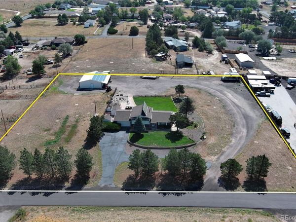 1014 Nepal Street , Aurora, CO 80018