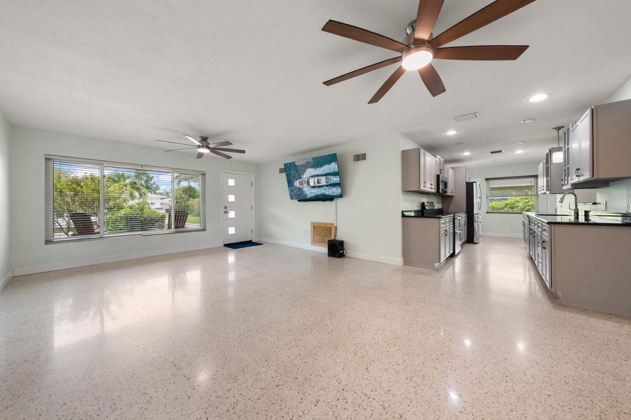 101 S Neptune Avenue, Clearwater, FL 33765 Photo