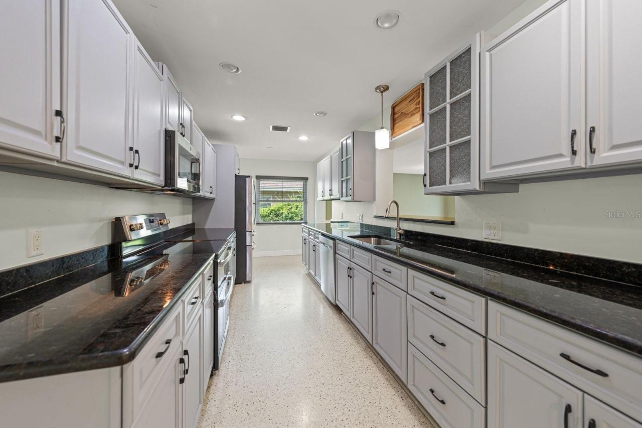 101 S Neptune Avenue, Clearwater, FL 33765 Photo