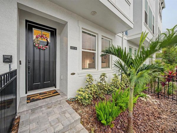 6605 N NEBRASKA AVENUE , Unit 28, TAMPA, FL 33604