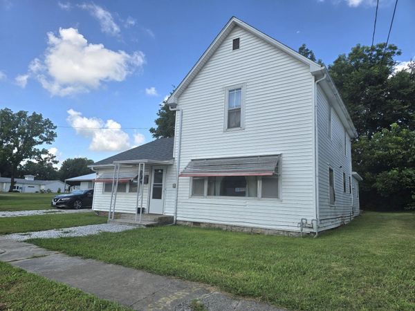 151 S Main Street , Greenfield, MO 65661
