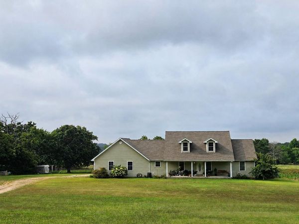 4534 County Road 7000, West Plains, MO 65775
