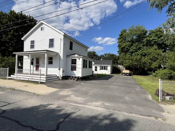8-8 1/2 Markar Street, Nashua, NH 03060