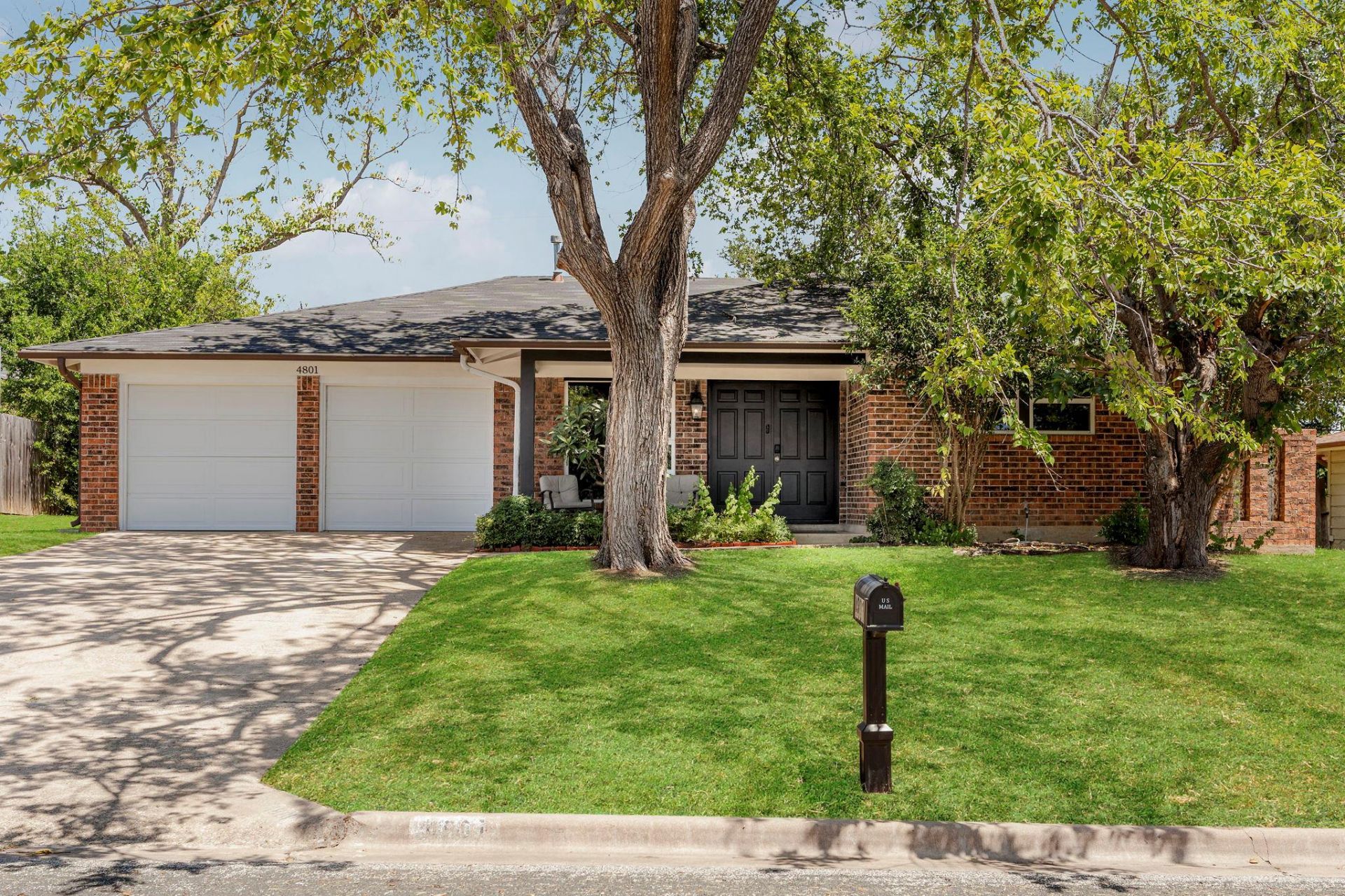 4801 Oldfort Hill Dr, Austin, TX 78723 Main Photo