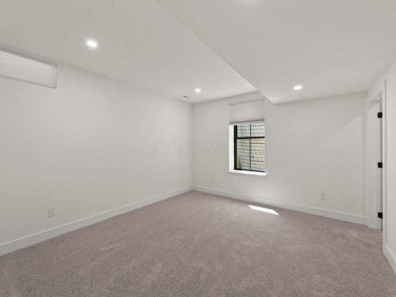 1379 Fair Avenue, Columbus, OH 43205 Photo 40