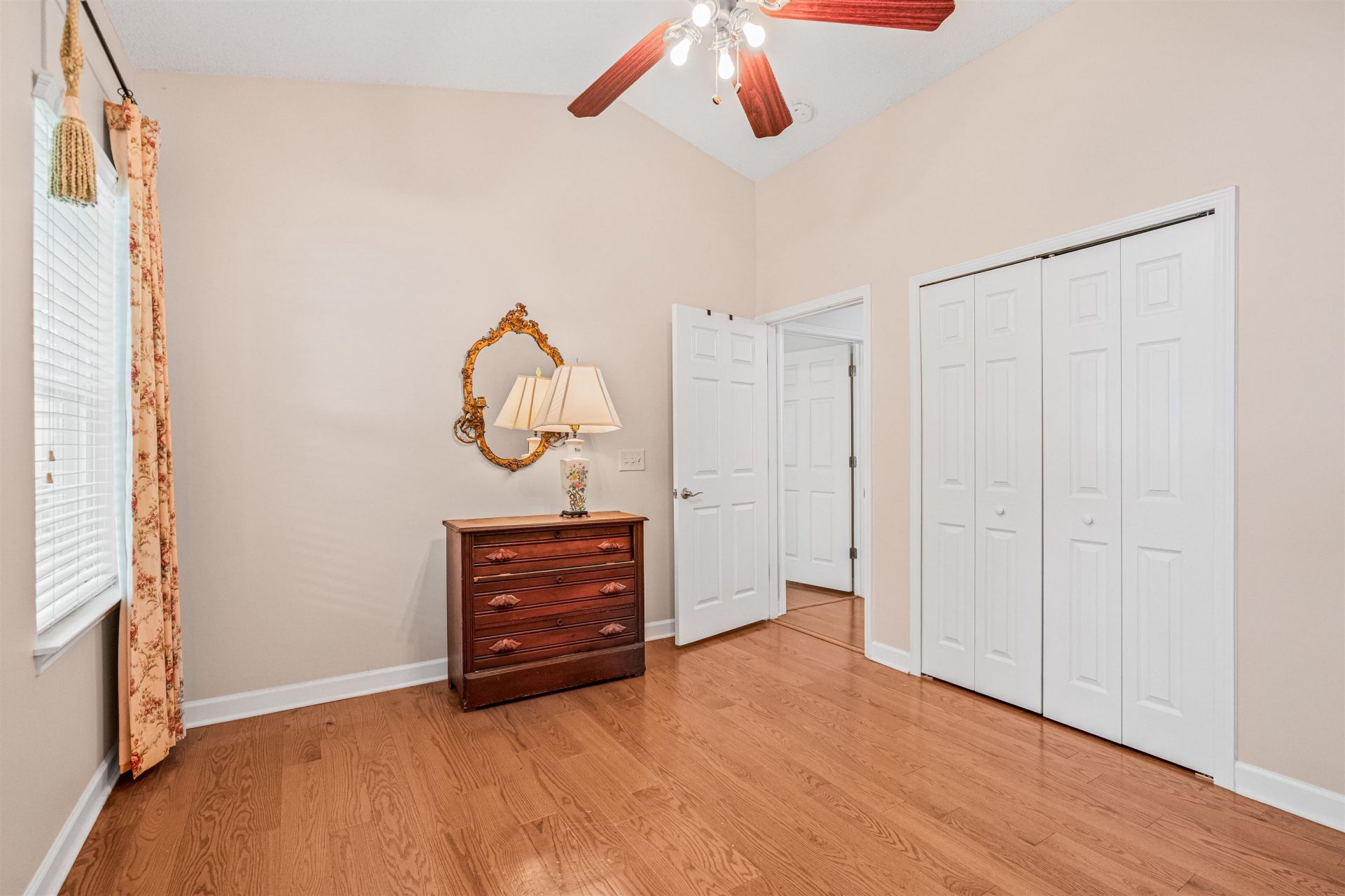 120 Highgrove Ct.  Photo 15