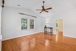 120 Highgrove Ct.  photo 4