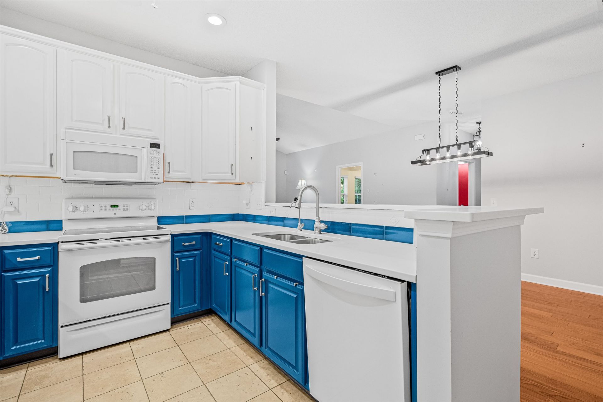 120 Highgrove Ct.  Photo 7