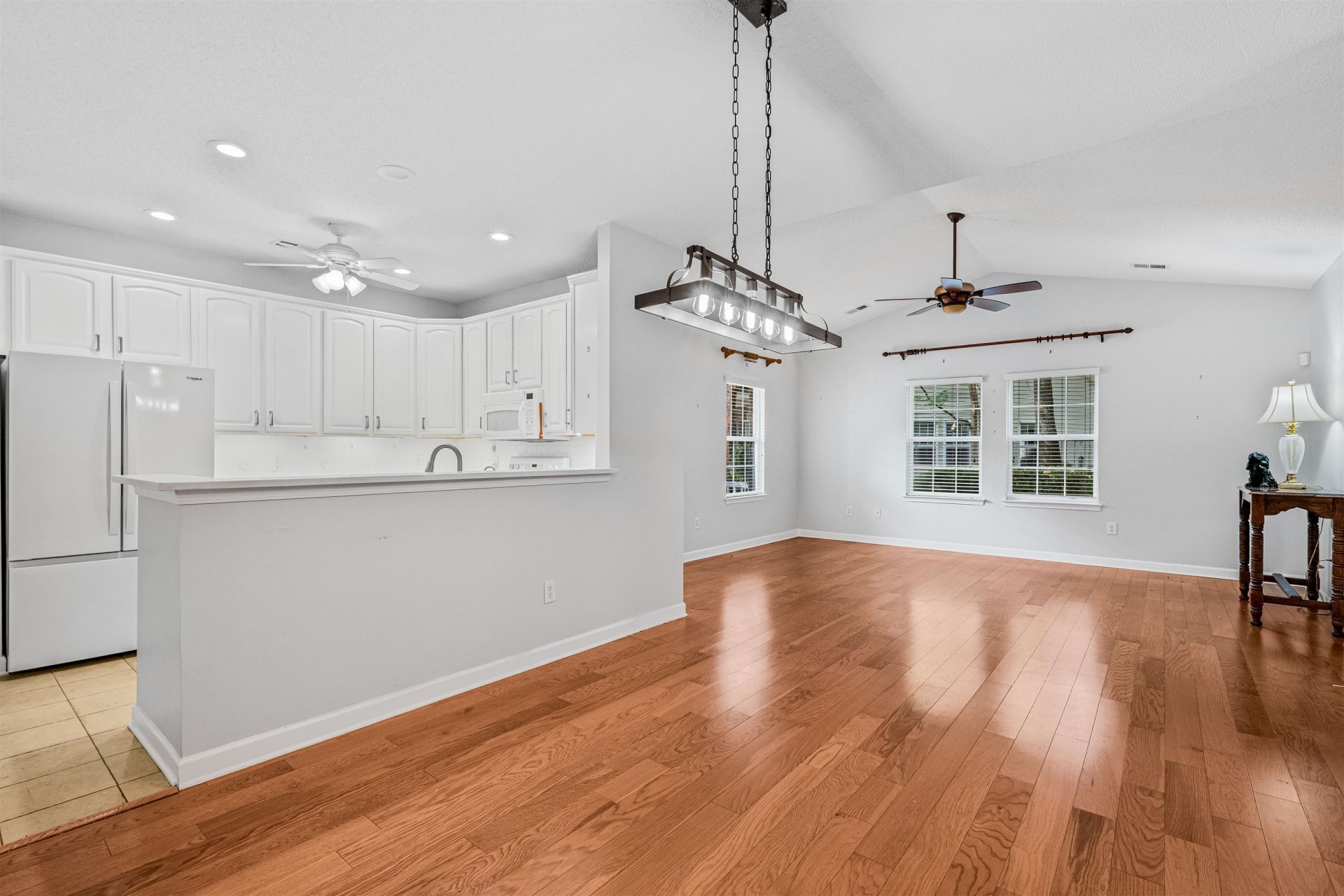 120 Highgrove Ct.  Photo 8