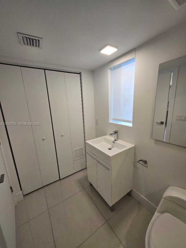 1971 Bay Dr, Unit 110, Miami Beach, FL 33141 Photo