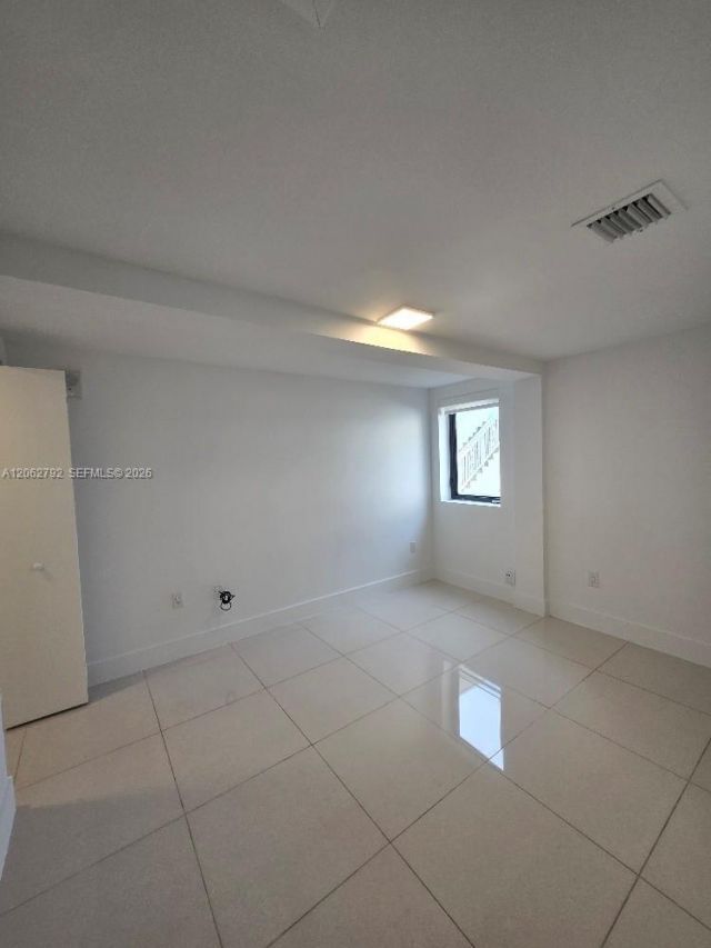 1971 Bay Dr, Unit 110, Miami Beach, FL 33141 Photo