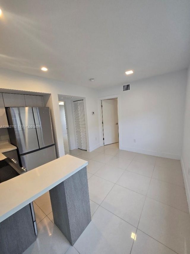 1971 Bay Dr, Unit 110, Miami Beach, FL 33141 Photo