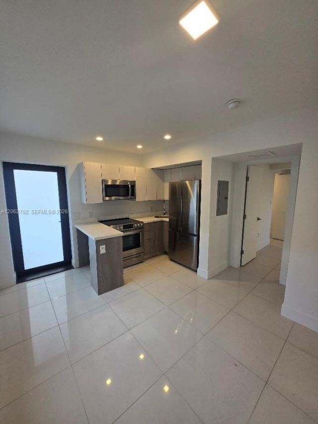 1971 Bay Dr, Unit 110, Miami Beach, FL 33141 Photo