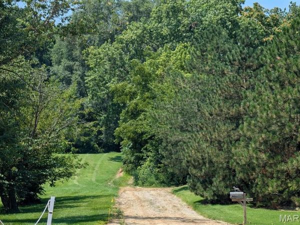 7345 Arke Drive , Belleville, IL 62223
