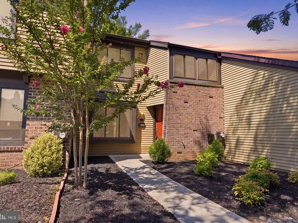 17 FARMINGTON PLACE, NEWTOWN, PA 18940