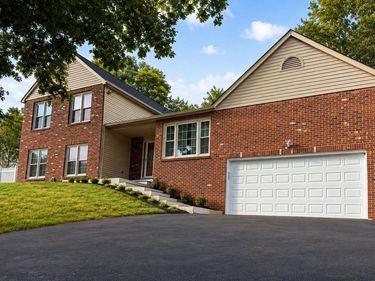 7825 OAK STREET, MANASSAS, VA 20111
