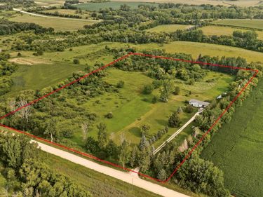 9543 20th Street SE, Eyota, MN 55934