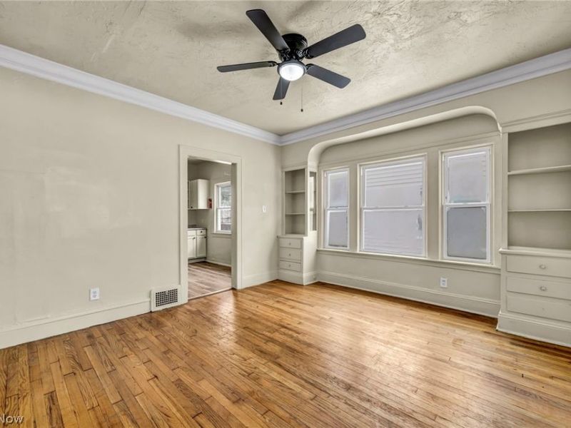 3331 E 140th Street , Cleveland, OH 44120 Photo 8