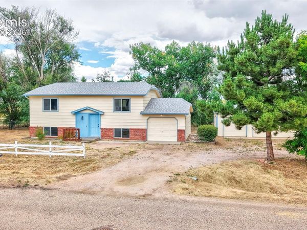 10905 Sunrise Road, Fountain, CO 80817