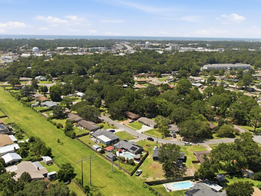 Property Image 100