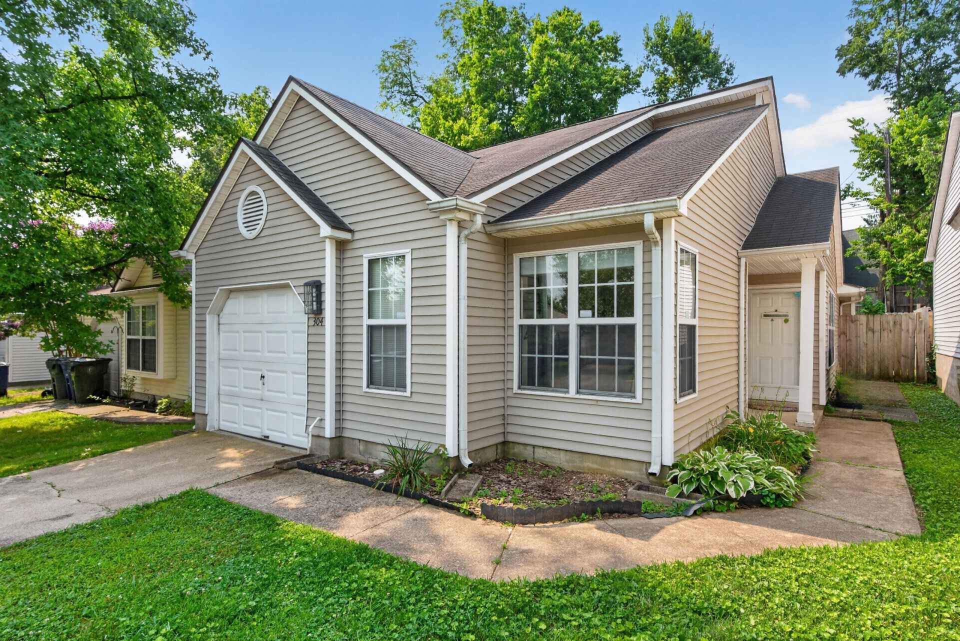 304 Bradford Colony Drive, Lexington, KY 40515 Main Photo