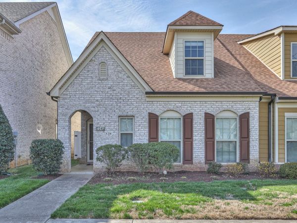 2240 Cason Ln, Murfreesboro, TN 37128