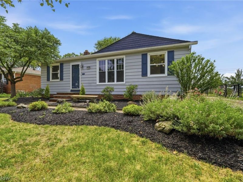 11821 Ronald Drive , Parma, OH 44130 Photo 6