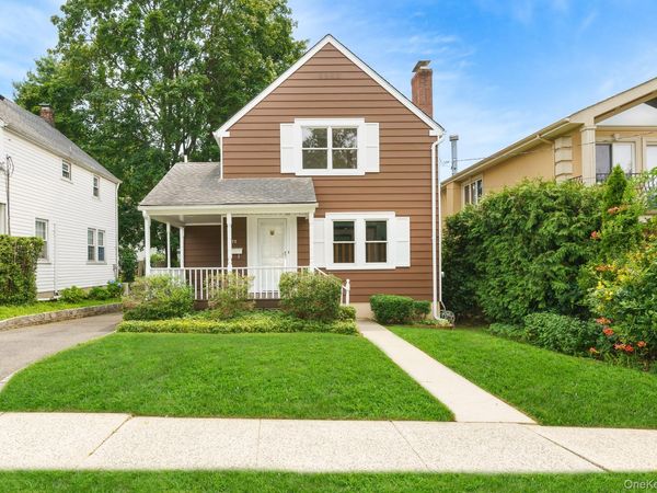 72 Park Avenue , Port Washington, NY 11050
