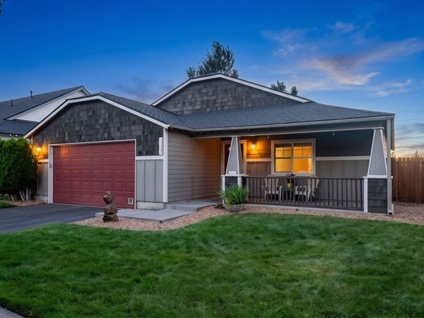 63825 Hunters Circle, Bend, OR 97701