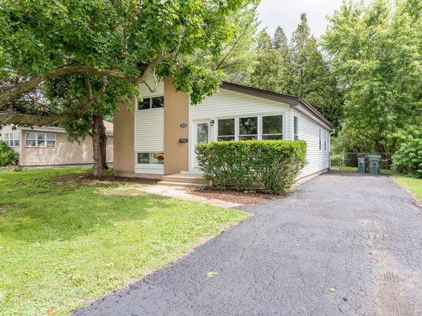 1543 Larry Lane, Glendale Heights, IL 60139