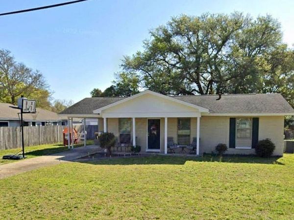 51 NW Reed Place, Fort Walton Beach, FL 32548