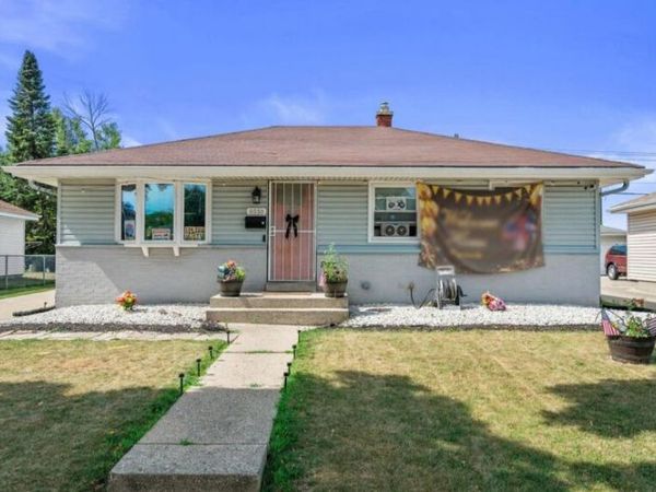 6559 W Spokane STREET, Milwaukee, WI 53223