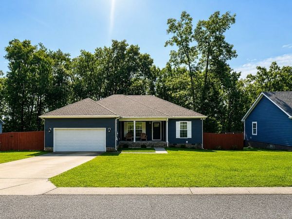 106 Doak St , Shelbyville, TN 37160