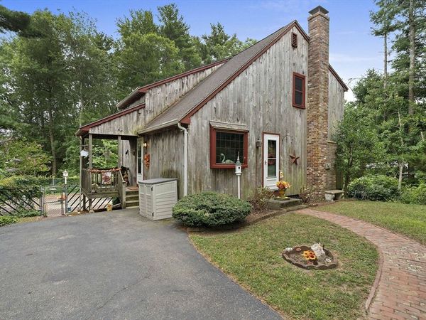 81 Furnace St, Marshfield, MA 02050