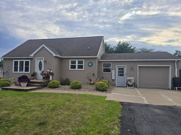 314 Washington Street, Elgin, IA 52141