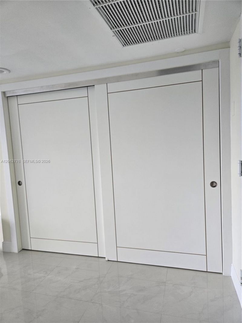 1800 NE 114th St , Unit 911, Miami, FL 33181 Photo