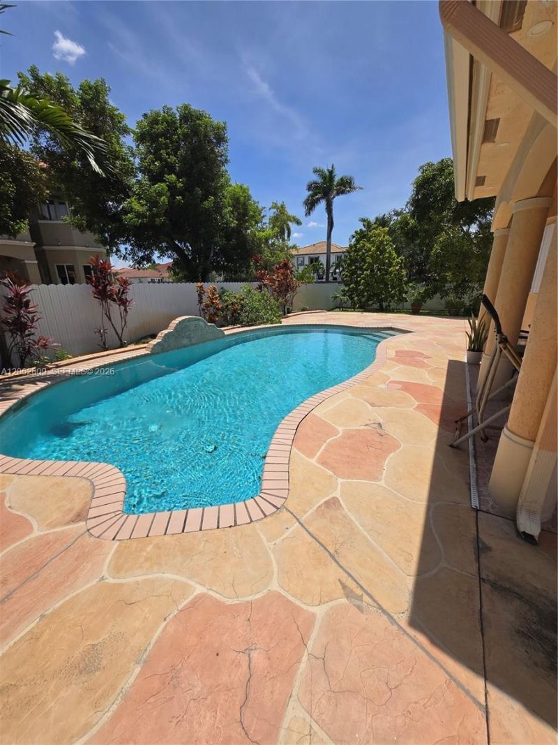 Please Call For Address, Miami, FL 33185 Photo