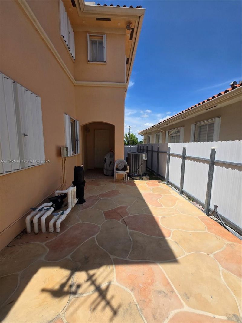 Please Call For Address, Miami, FL 33185 Photo