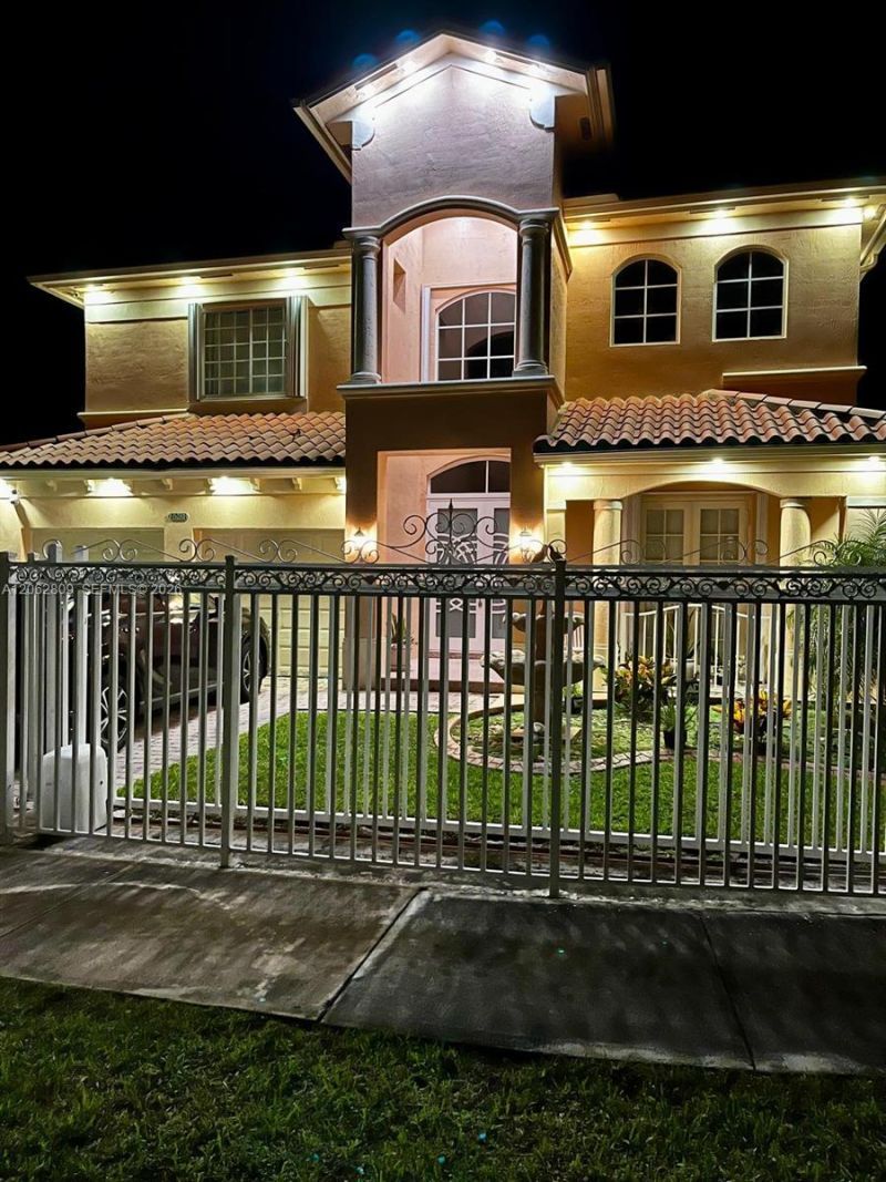 Please Call For Address, Miami, FL 33185 Photo