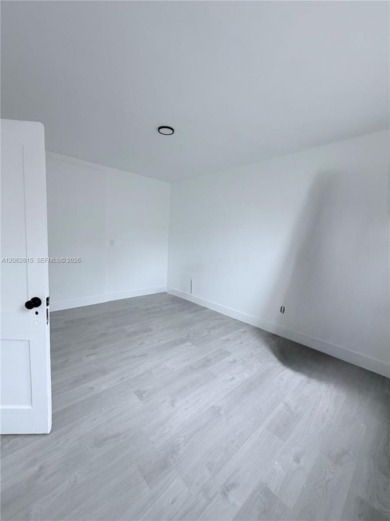 1560 SW 5th St , Unit 7, Miami, FL 33135 Photo