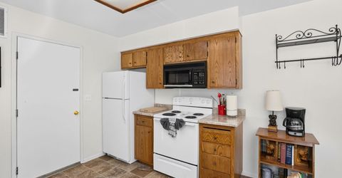 1152 Sonora Avenue, South Lake Tahoe, CA 96150 Photo