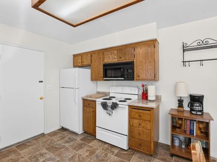 1152 Sonora Avenue, South Lake Tahoe, CA 96150 Photo