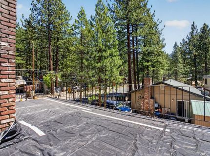 1152 Sonora Avenue, South Lake Tahoe, CA 96150 Photo